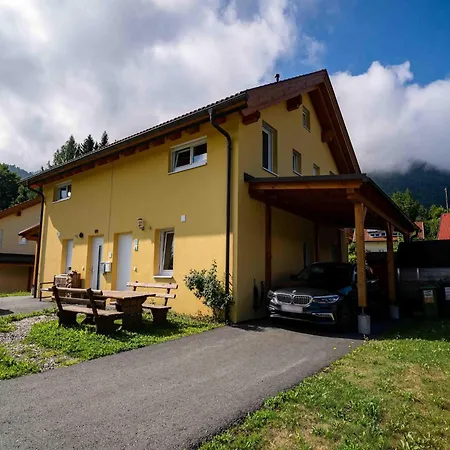 Сasa de vacaciones With Terrace, Sauna Near The Border Triangle *