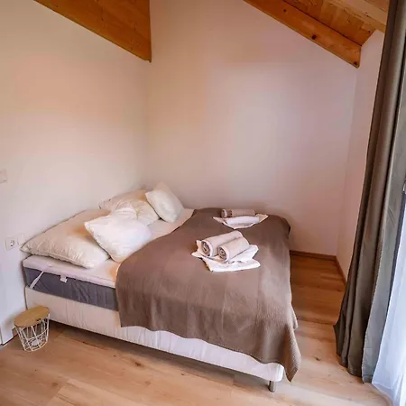 Сasa de vacaciones With Terrace, Sauna Near The Border Triangle *