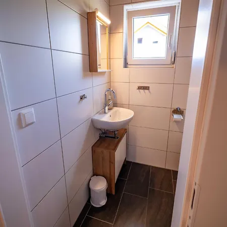 With Terrace, Sauna Near The Border Triangle Tatil Evi Arnoldstein